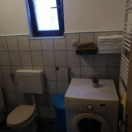Daire Apartman Ema *