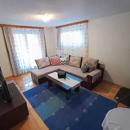 Apartment Ema